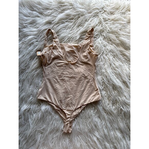 Skims Fits Everybody Square Neck Bodysuit Sand Size Large - Picture 6 of 8